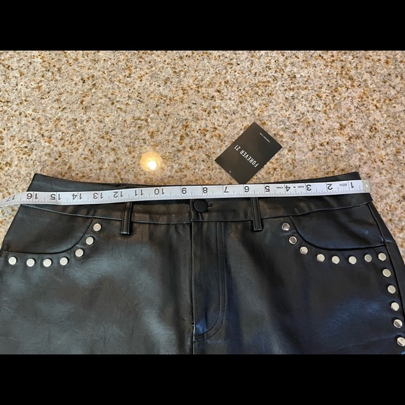 NWT Forever 21 Faux leather studded skirt large - Picture 10 of 10
